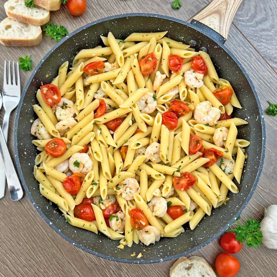 Pasta with Cherry Tomatoes & Shrimp