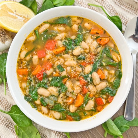 Mediterranean White Bean Soup