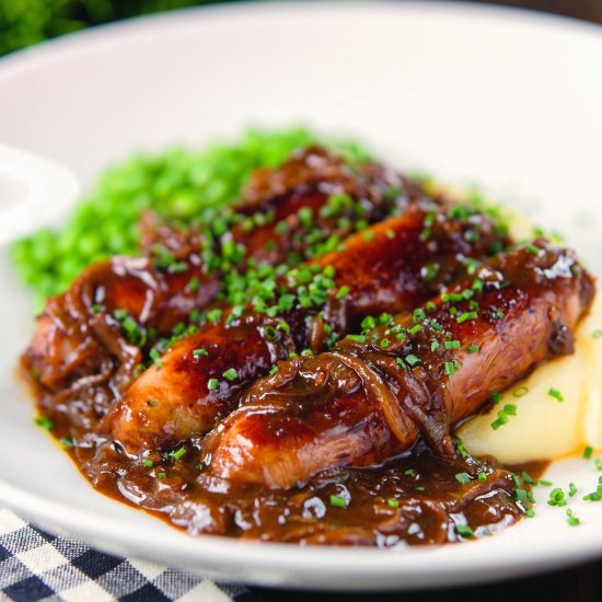 Devilled Sausages in a Spiced Gravy