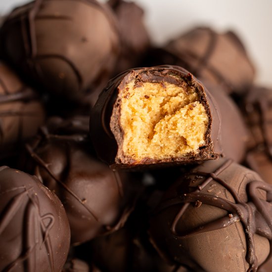 No-Bake Peanut Butter Balls