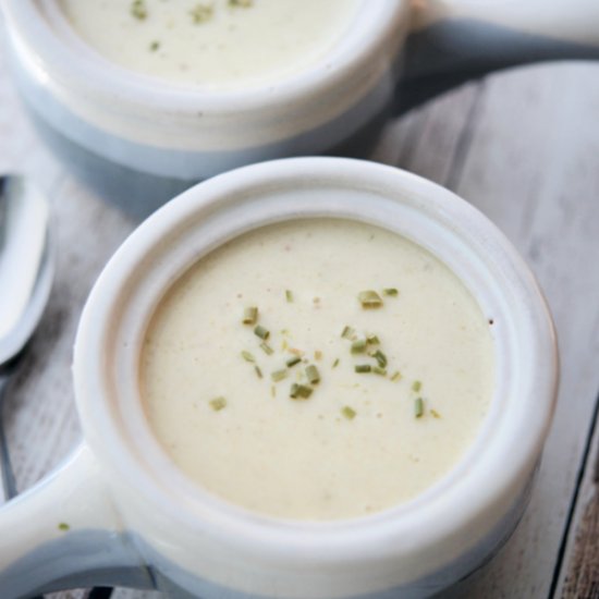 Cheddar Cauliflower Soup