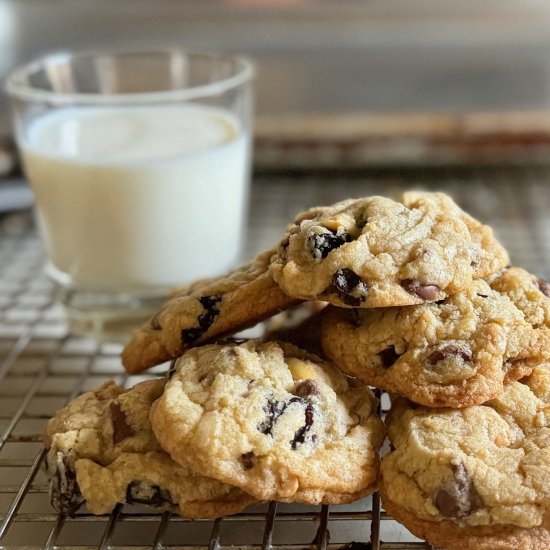 Loaded Chunky Cookies