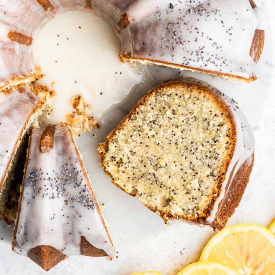 Lemon Poppy Seed Pound Cake