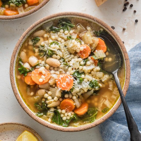 Slow Cooker White Bean Soup