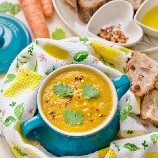 Classic Carrot and Coriander Soup