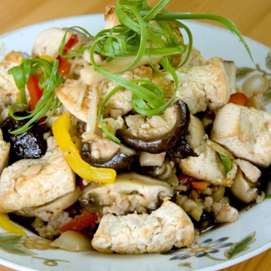 Tofu and mushrooms stir-fry