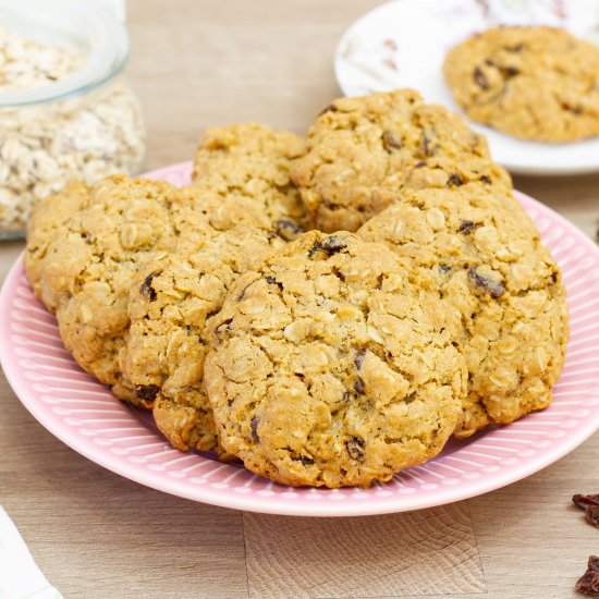 Oatmeal and raisin cookies