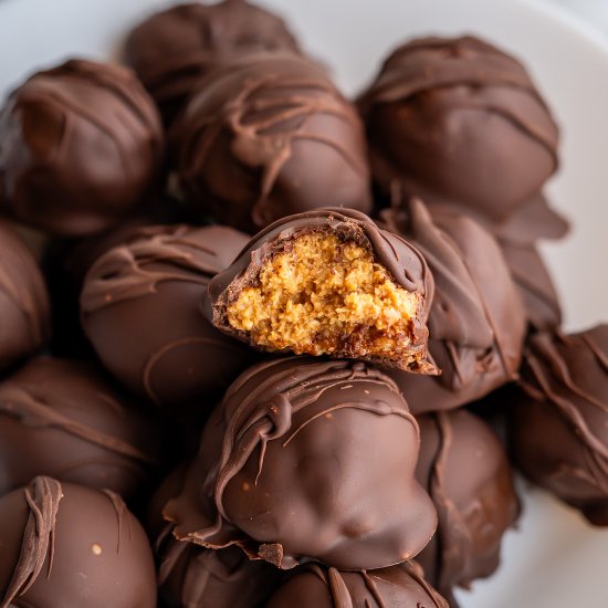 Healthy Peanut Butter Energy Balls