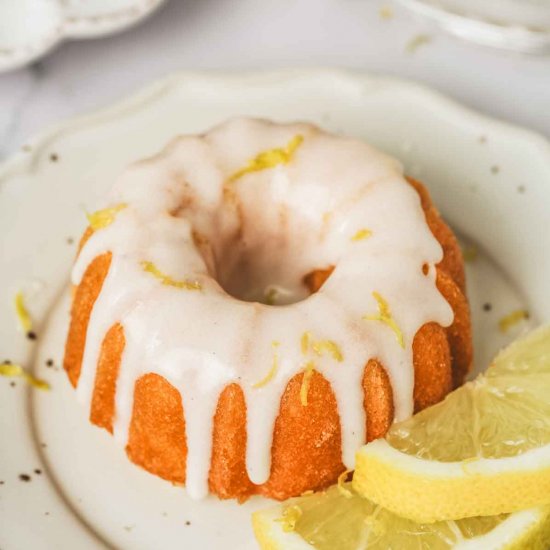 Mini Lemon Bundt Cake