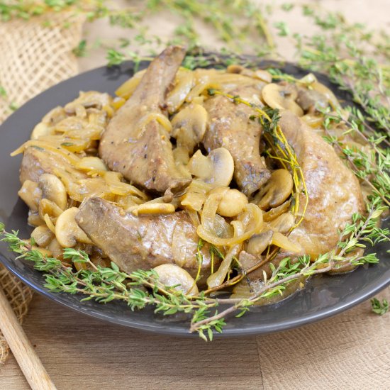 Pork liver with mushrooms