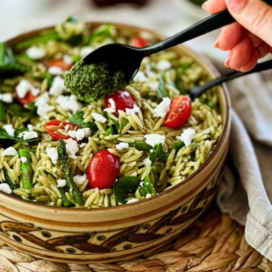 Vegan Orzo Pasta Salad With Pesto