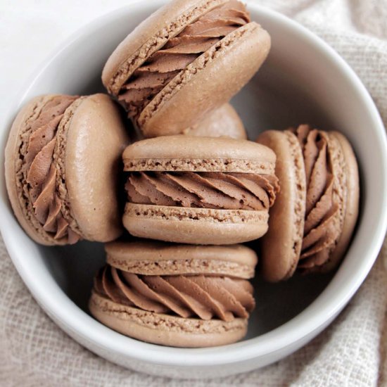 Chocolate Mint Macarons