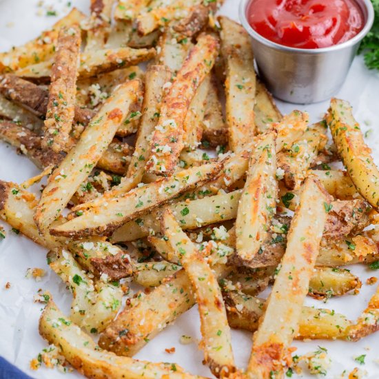 Easy Garlic Parmesan Fries