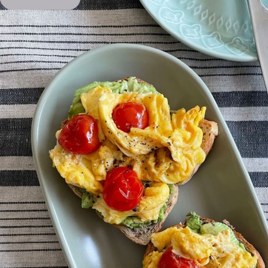 Scrambled Eggs and Avocado