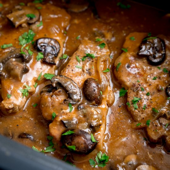 Slow Cooker Smothered Pork Chops