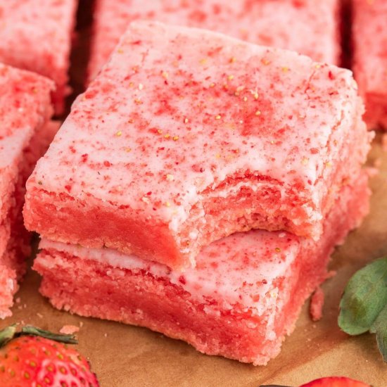 Strawberry Brownies with Frosting