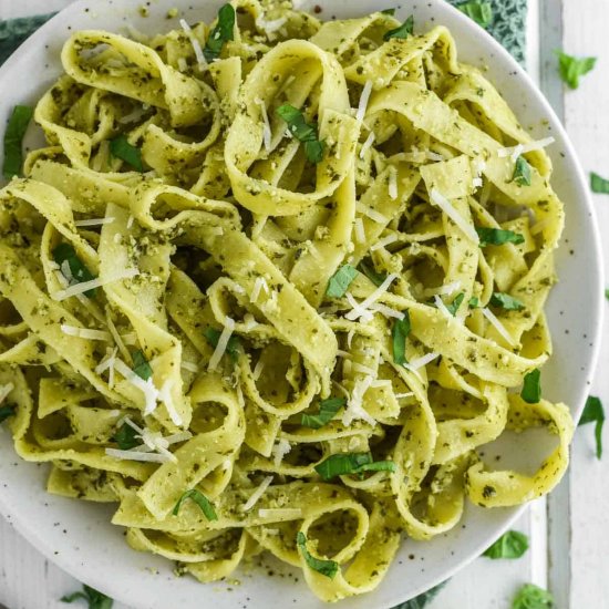 Tagliatelle Pesto