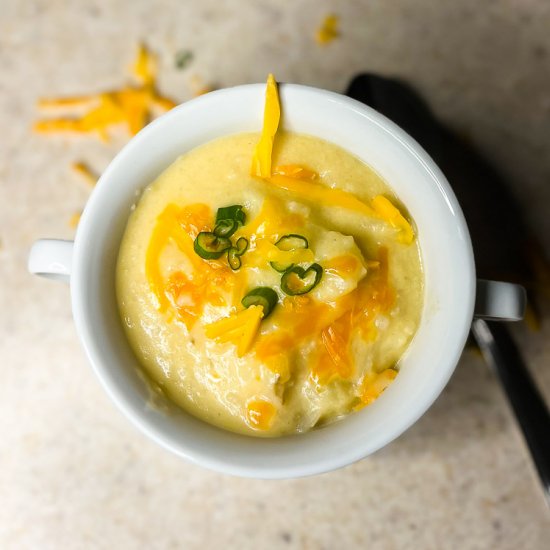 Cheesy Cauliflower and Potato Soup