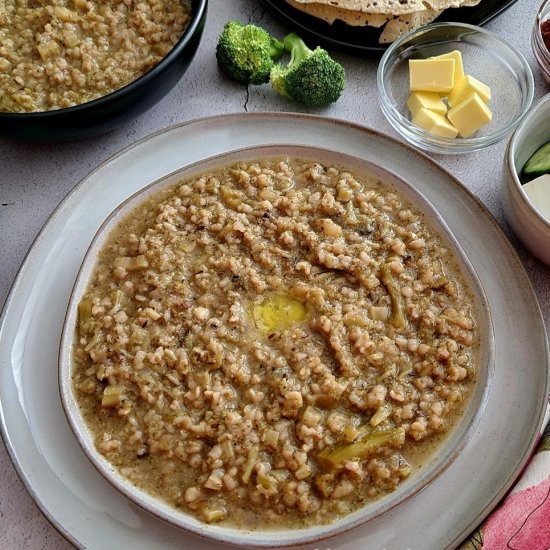 Broccoli Brown Rice Khichdi Recipe