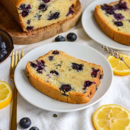 Vegan Blueberry Lemon Cake