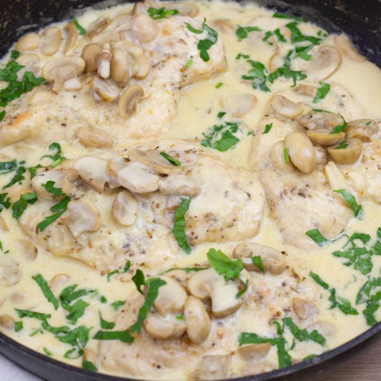 Chicken in mushroom sauce