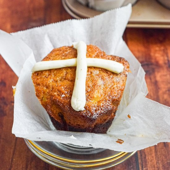 Hot cross bun muffins