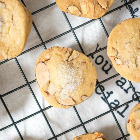 Almond thin cookies