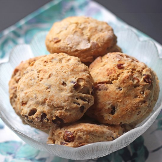 Walnut and Date Scones