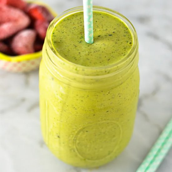 Strawberry Banana Green Smoothie