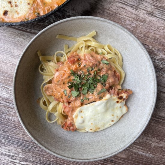 Fettuccine with Herbed Tomato Sauce