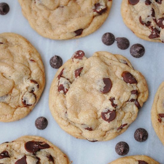 Soft & chewy chocolate chip cookies