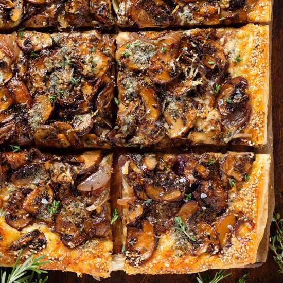 puff pastry mushroom tart