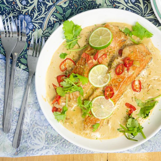 Salmon in Coconut Sauce