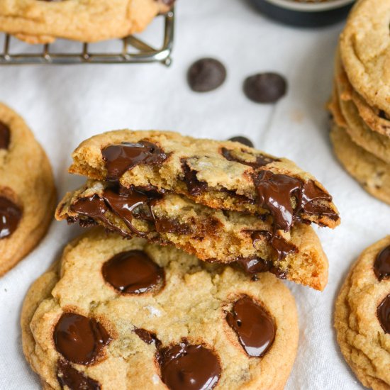 Vegan Chocolate Chip Cookies