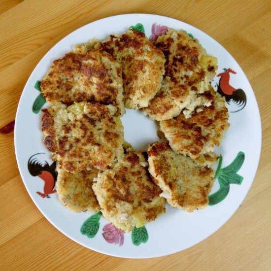 Mashed potato patties with meat