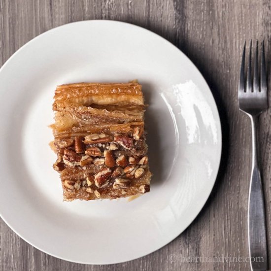 Crinkle Cake with Cinnamon & Pecans