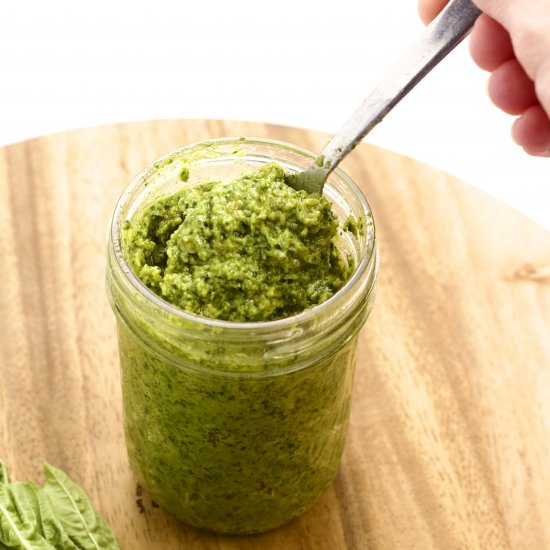 dairy free pepita pesto