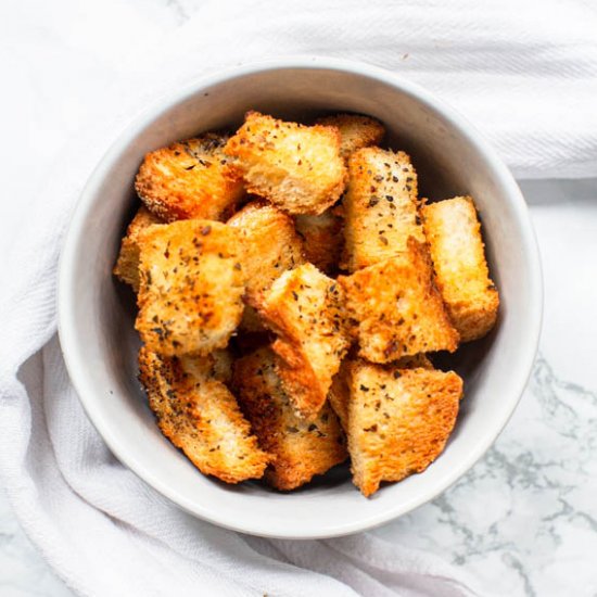 Air Fryer Croutons