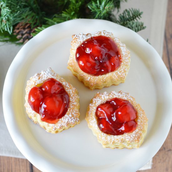 Easy Cherry Cheesecake Tarts