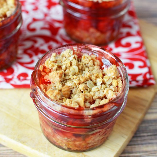 Mason Jar Cherry Crumble