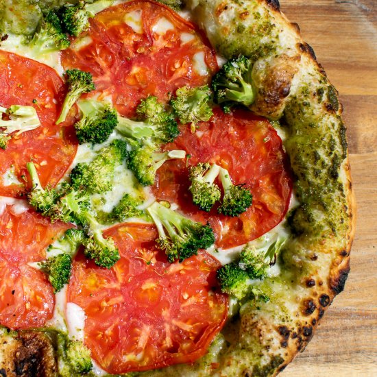 Pesto Pizza with Tomato & Broccoli