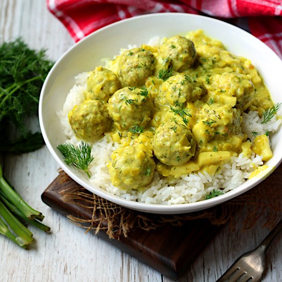 Turkey Meatballs in Curry Sauce