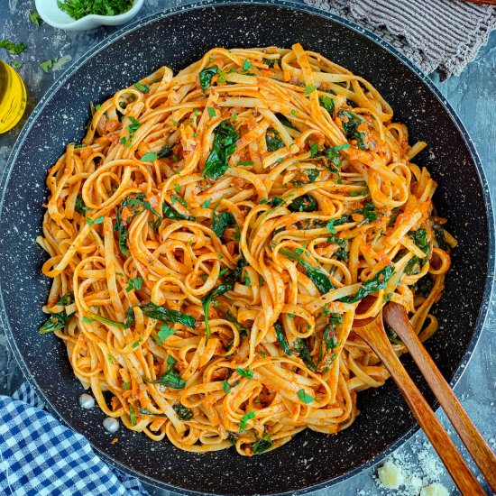 Quick and Easy Harissa Pasta