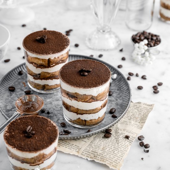 Easy Tiramisu Cups