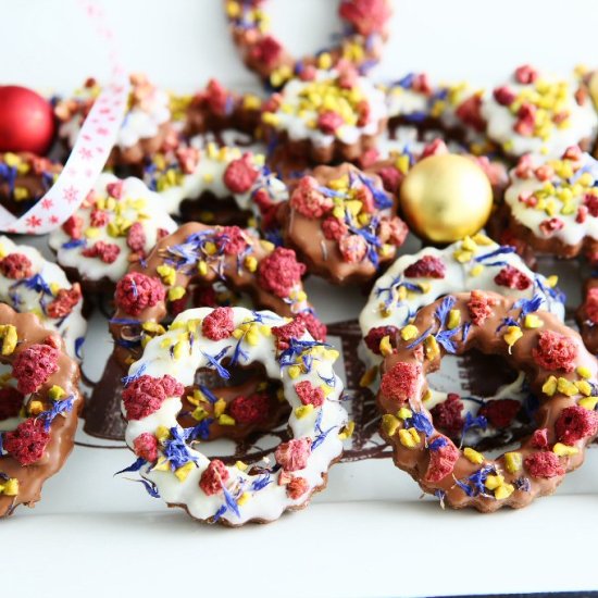 Chocolate Wreath Cookies