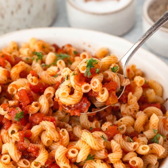 Simple Macaroni and Tomatoes