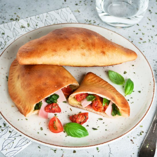 Easy mini calzones