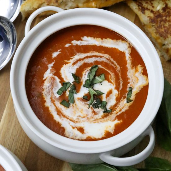 Roasted Tomato Soup with Basil