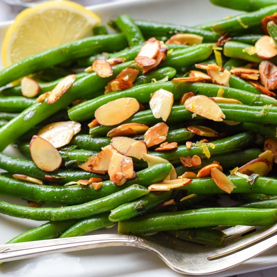 Instant Pot Green Beans Almondine