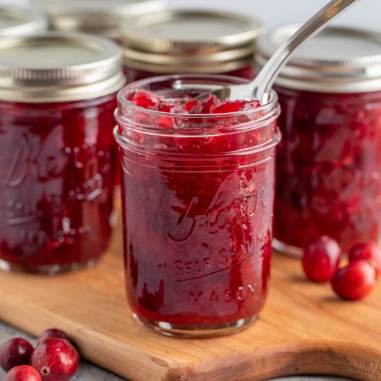 How to Can Cranberry Sauce